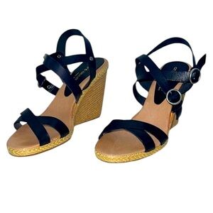 NEW Andre Assous Women’s Black Espadrille Open Toe Strappy Wedge Sandals Sz 7.5